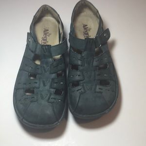 ALEGRIA  Blue Leather Fishermen Sandals PES-630